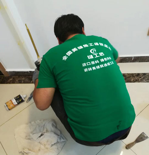 瓷磚美縫小訣竅,自己動手能省不少錢,你學會了嗎?